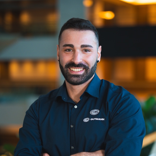Adrien Mallinjoud, chef de produit chez Hella France