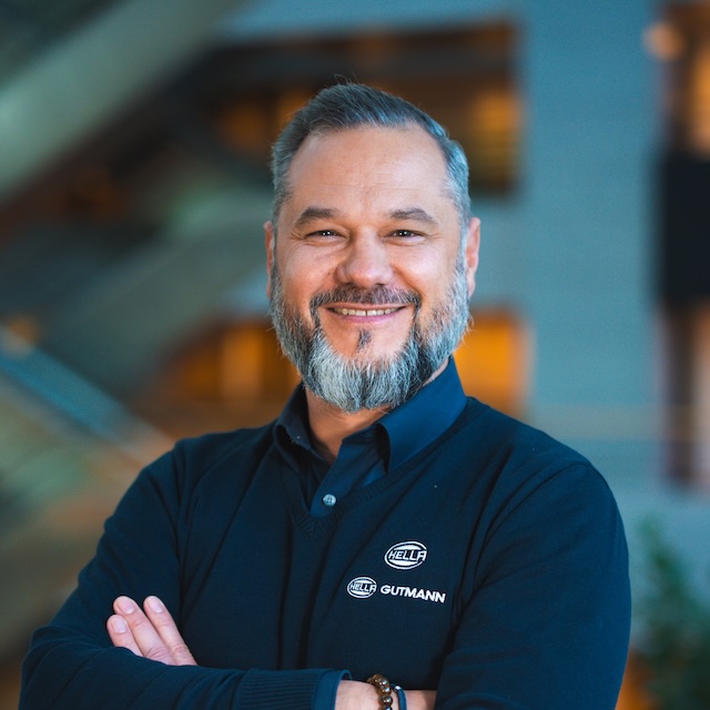 Stéphane Bouley, responsable grands comptes chez Hella France