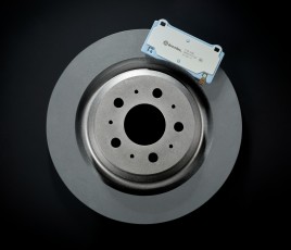 Kit disques-plaquettes de frein pour VE Brembo