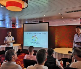 Rémi Renaudo (à gauche), directeur commercial d'Autoneo, et Maxime Falconnet, président du réseau, ont annoncé le lancement d'une signalétique commune à tous les adhérents.