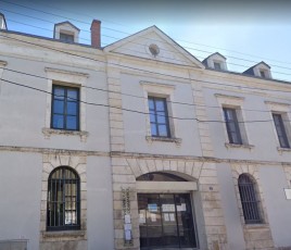 Le Tribunal de commerce de Châteauroux, dans l'Indre (36).