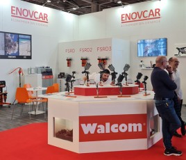 Le stand Enovcar sur Equip Auto 2022