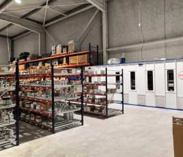 Le réseau intégré BASF Coatings Services permet au fabricant allemand de compléter son maillage de distributeurs et d’accompagner en direct les carrossiers.