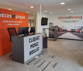 PIECES ET PNEUS magasin