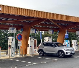 STATION CHARGE VE 24 Total Energies SS 3