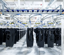Usine Forvia et Contenu local