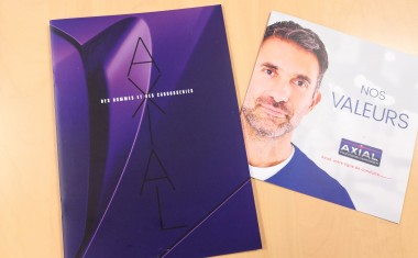 Livre de marque Axial