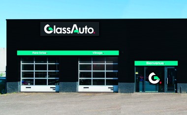 Paré de nouvelles couleurs, GlassAuto dépareillera moins dans l'univers de plus en plus étendu de SiliGom.