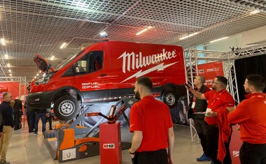 MILWAUKEE stand AUTO 2025