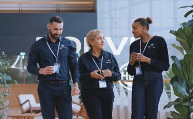 Catherine Neels, Adrien Mallinjoud et  Nettie Lepierre, Hella France