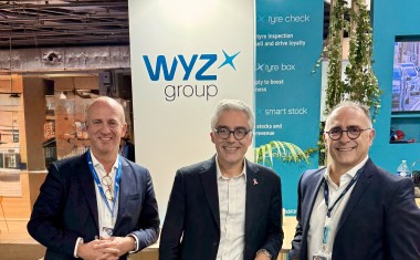 Christophe de Valroger (WYZ Group), Vincent Gorce (Emil Frey France), Pierre Guirard (WYZ Group).