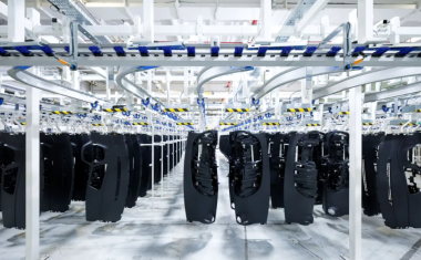Usine Forvia et Contenu local