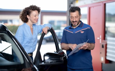 Reparateur AD avec cliente
