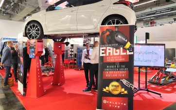 Le système de mesure laser Eagle a valu à Célette l'Innovation Award sur Automechanika Francfort 2022.