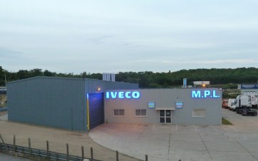 IVECO_Melun Poids Lourds_web