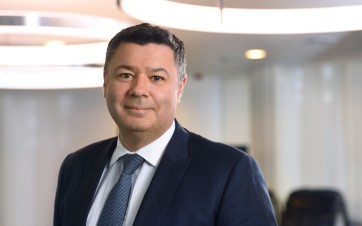 Yves Pouliquen, Vice-Président EMEA au sein d’Apollo Tyres