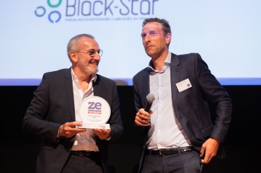 Ze Award Black Star