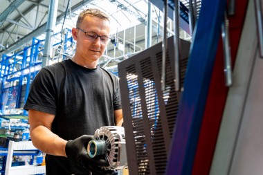 BORG employee testing alternator 