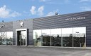 Concession Peugeot Façade